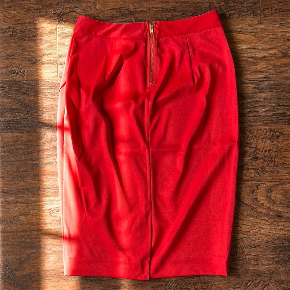 The Limited Pencil Skirt - Picture 3 of 4